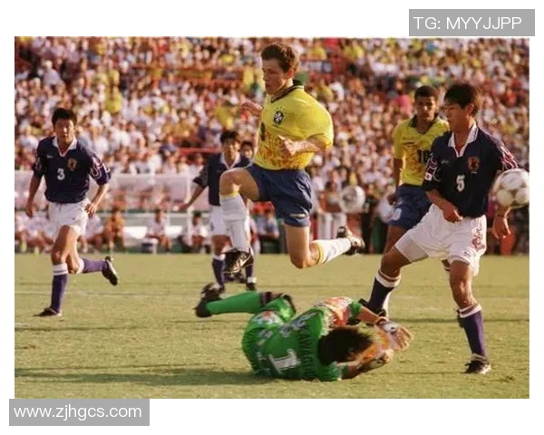 巴西足球明星卡路士的传奇人生与辉煌成就回顾