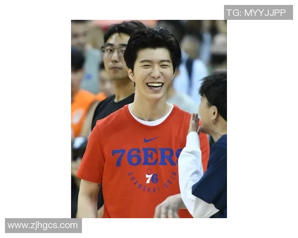 杨子邀请的足球明星究竟是谁引发了网友热议和关注